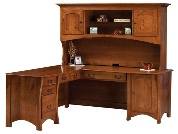 Master L Desk with Hutch